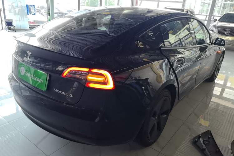 Used Tesla Model 3 2022 Rear-Wheel-Drive Version Rear Right 45 Deg