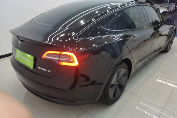 Used Tesla Model 3 2022 Rear-Wheel-Drive Version Rear Right 45 Deg