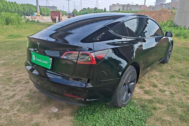 Used Tesla Model 3 2022 Rear-Wheel-Drive Version Rear Right 45 Deg