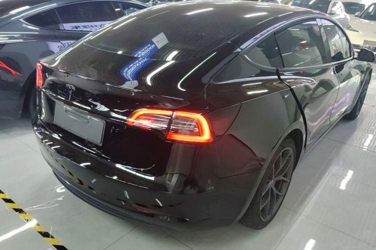 Used Tesla Model 3 2022 Performance High-Performance All-Wheel-Drive Version Rear Right 45 Deg