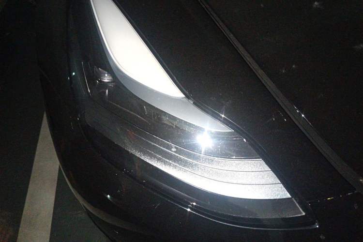 Used Tesla Model 3 2022 Rear-Wheel-Drive Version Right Front Headlight