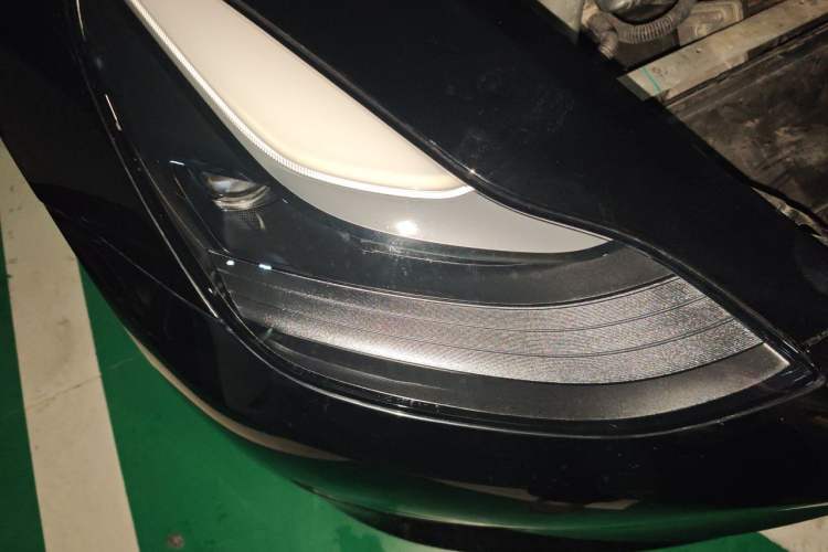 Used Tesla Model 3 2022 Rear-Wheel-Drive Version Right Front Headlight