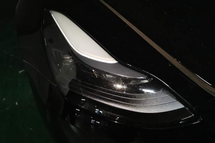 Used Tesla Model 3 2022 Rear-Wheel-Drive Version Right Front Headlight