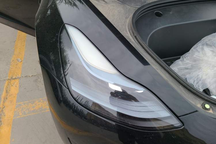 Used Tesla Model 3 2022 Rear-Wheel-Drive Version Right Front Headlight