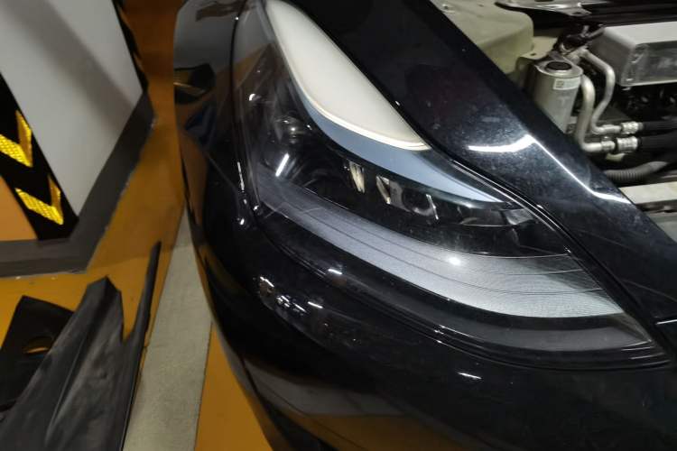 Used Tesla Model 3 2022 Rear-Wheel-Drive Version Right Front Headlight