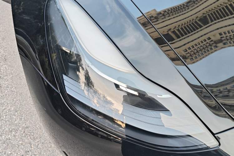 Used Tesla Model 3 2022 Rear-Wheel-Drive Version Right Front Headlight