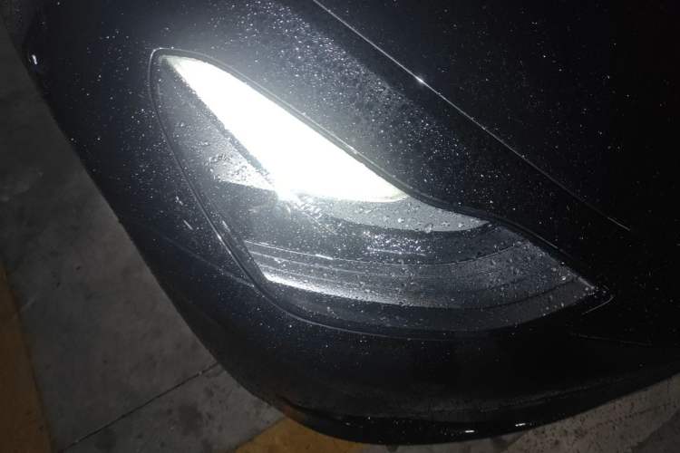 Used Tesla Model 3 2022 Rear-Wheel-Drive Version Right Front Headlight
