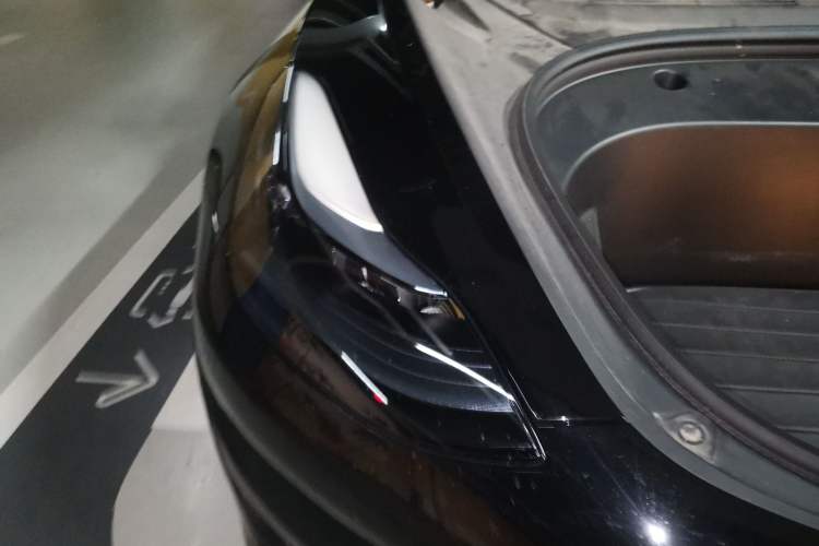 Used Tesla Model 3 2022 Rear-Wheel-Drive Version Right Front Headlight