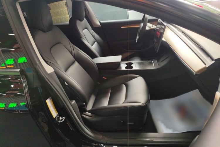 Used Tesla Model 3 2022 Rear-Wheel-Drive Version Right Front Seat