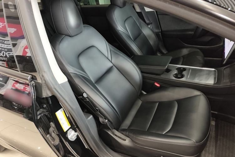 Used Tesla Model 3 2022 Rear-Wheel-Drive Version Right Front Seat