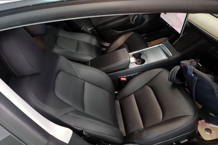 Used Tesla Model 3 2022 Rear-Wheel-Drive Version Right Front Seat