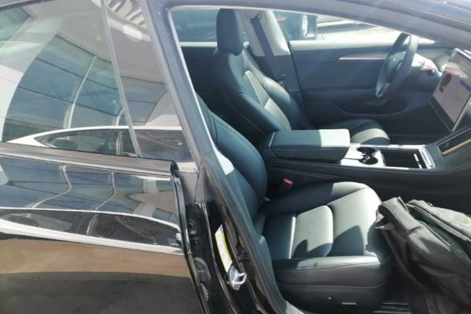 Used Tesla Model 3 2022 Performance High-Performance All-Wheel-Drive Version Right Front Seat