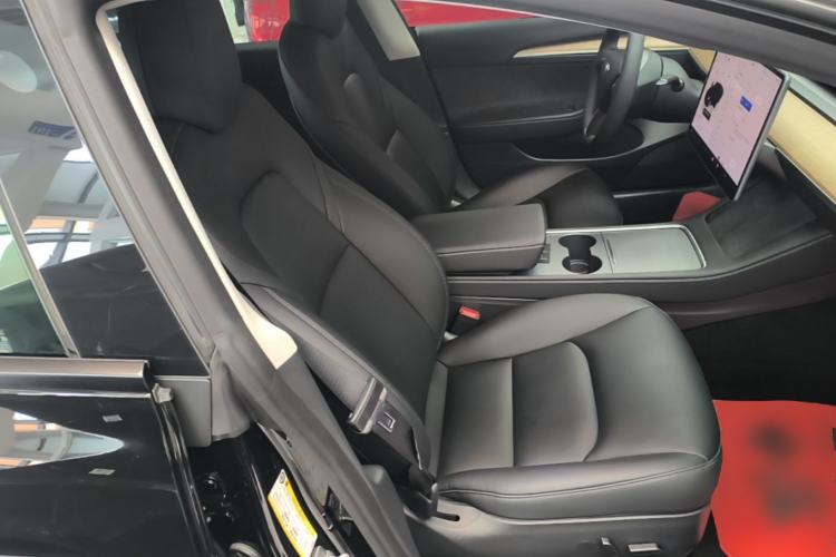 Used Tesla Model 3 2022 Rear-Wheel-Drive Version Right Front Seat