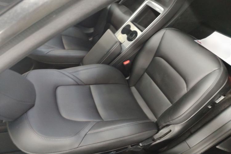 Used Tesla Model 3 2022 Rear-Wheel-Drive Version Right Front Seat