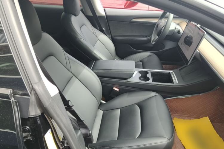 Used Tesla Model 3 2022 Rear-Wheel-Drive Version Right Front Seat