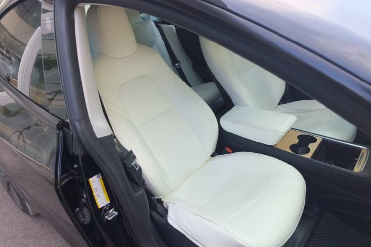 Used Tesla Model 3 2022 Rear-Wheel-Drive Version Right Front Seat