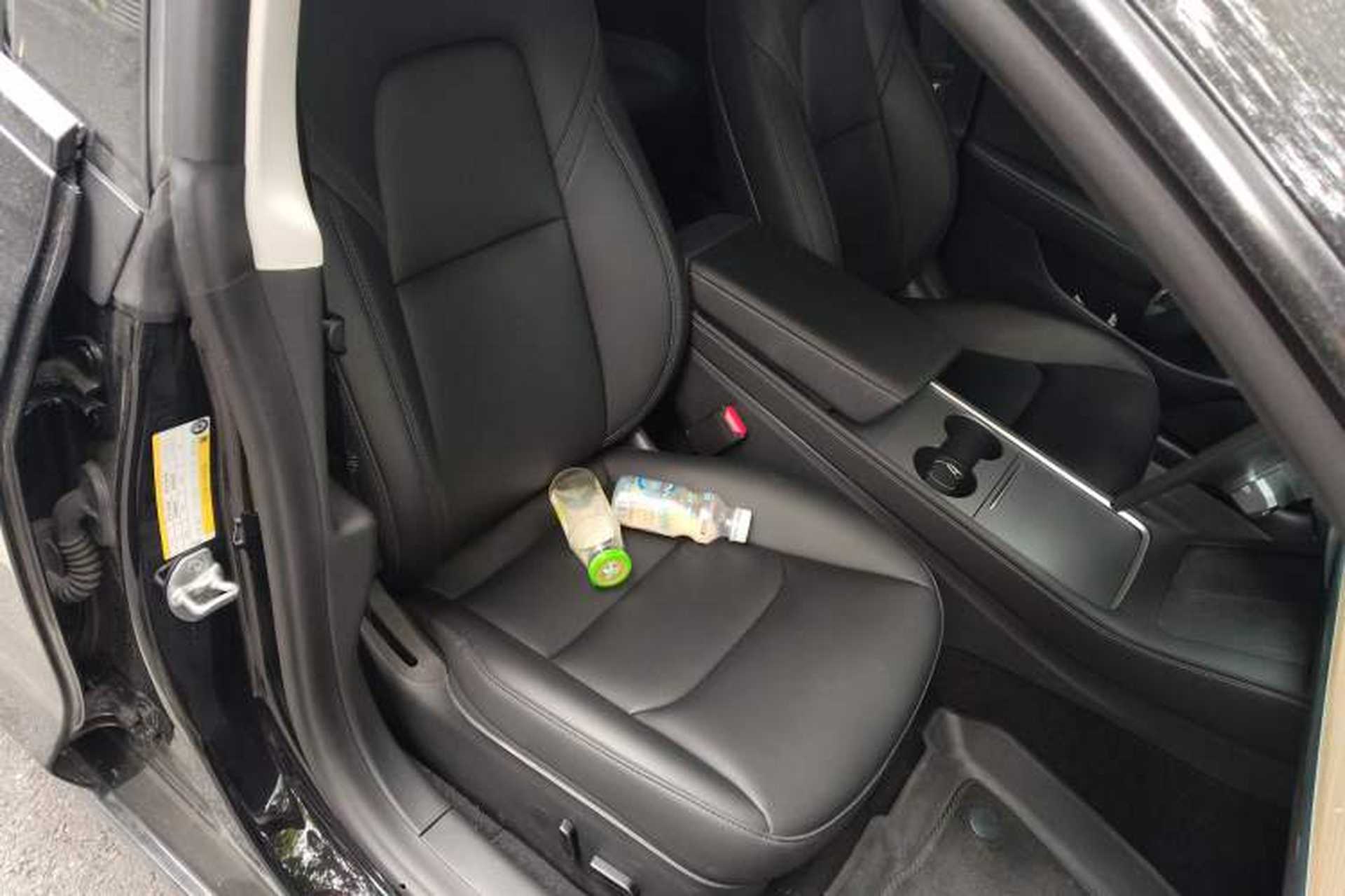Used Tesla Model 3 2022 Rear-Wheel-Drive Version Right Front Seat