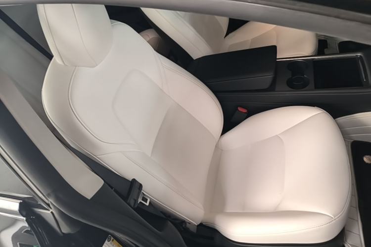 Used Tesla Model 3 2022 Rear-Wheel-Drive Version Right Front Seat
