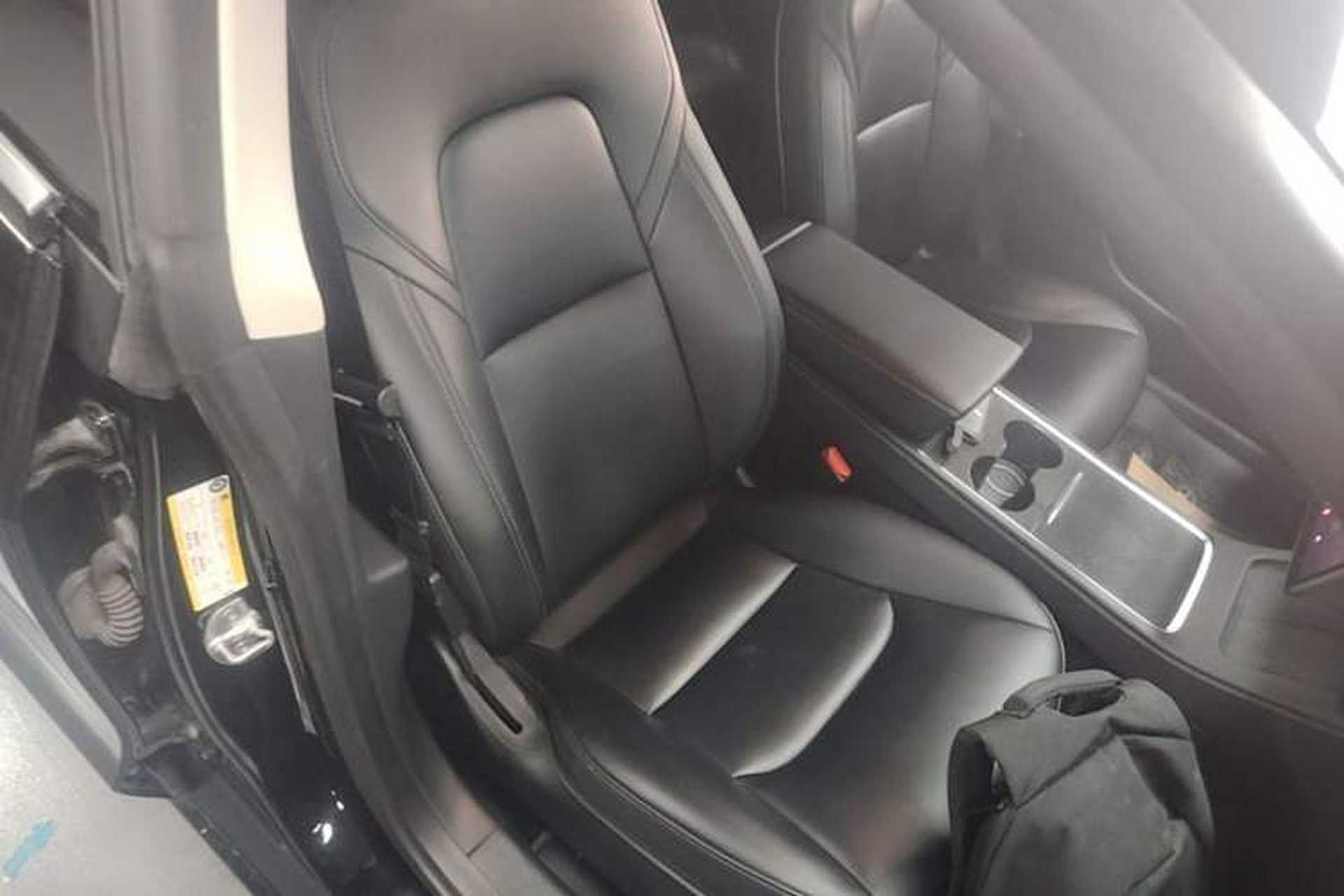 Used Tesla Model 3 2022 Rear-Wheel-Drive Version Right Front Seat