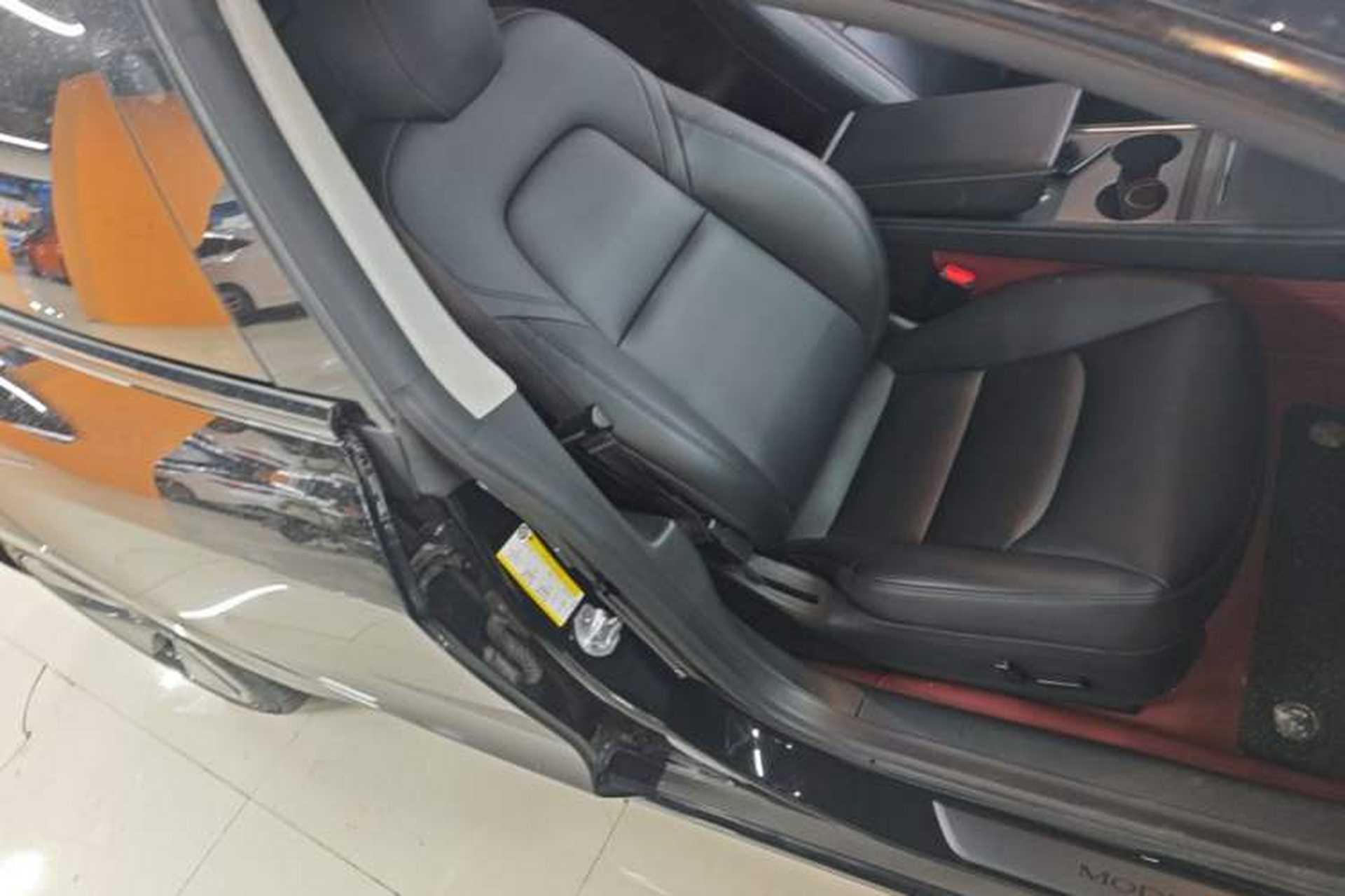 Used Tesla Model 3 2022 Rear-Wheel-Drive Version Right Front Seat