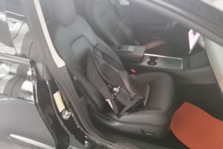 Used Tesla Model 3 2022 Performance High-Performance All-Wheel-Drive Version Right Front Seat