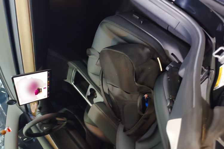 Used Tesla Model 3 2022 Performance High-Performance All-Wheel-Drive Version Right Front Seat
