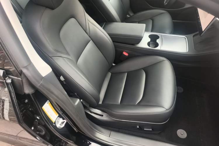 Used Tesla Model 3 2022 Rear-Wheel-Drive Version Right Front Seat