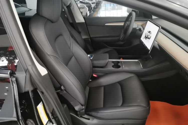 Used Tesla Model 3 2022 Rear-Wheel-Drive Version Right Front Seat