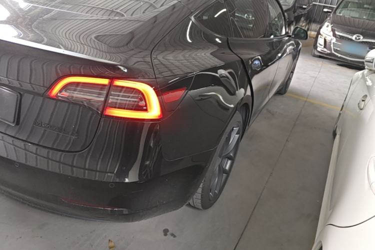 Used Tesla Model 3 2022 Performance High-Performance All-Wheel-Drive Version Right Rear Taillight