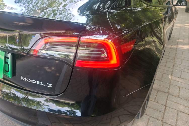 Used Tesla Model 3 2022 Rear-Wheel-Drive Version Right Rear Taillight