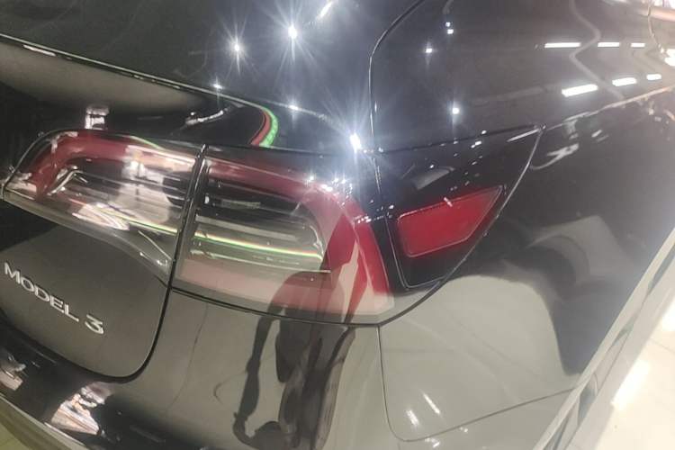 Used Tesla Model 3 2022 Rear-Wheel-Drive Version Right Rear Taillight
