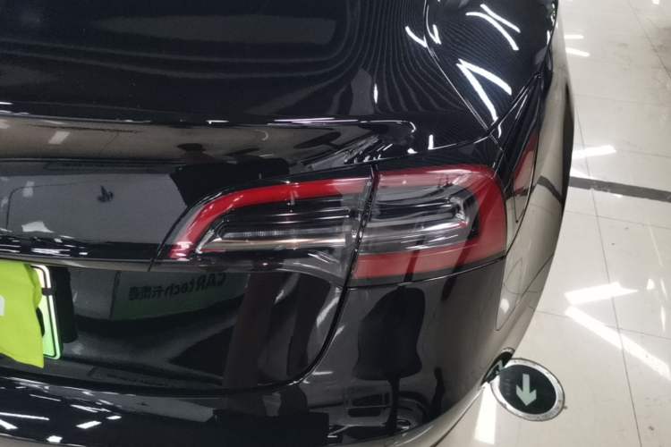 Used Tesla Model 3 2022 Rear-Wheel-Drive Version Right Rear Taillight