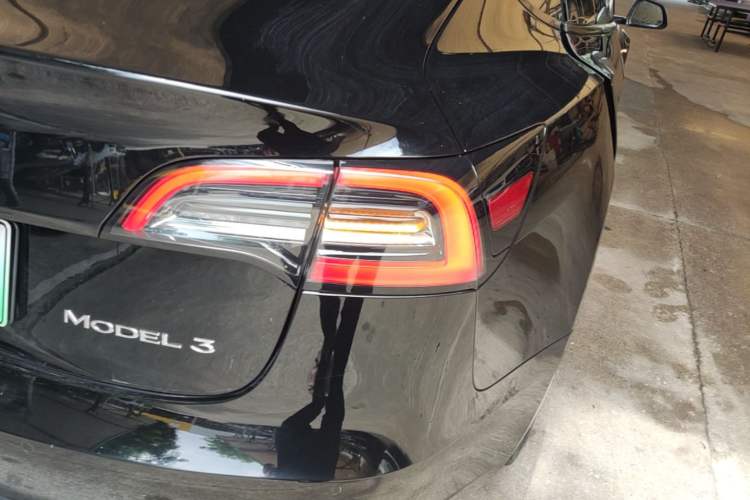 Used Tesla Model 3 2022 Rear-Wheel-Drive Version Right Rear Taillight