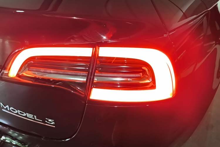 Used Tesla Model 3 2022 Rear-Wheel-Drive Version Right Rear Taillight