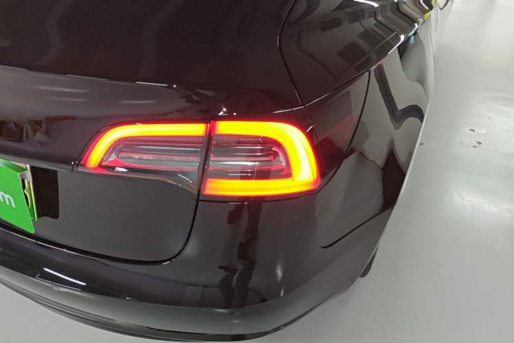 Used Tesla Model 3 2022 Rear-Wheel-Drive Version Right Rear Taillight