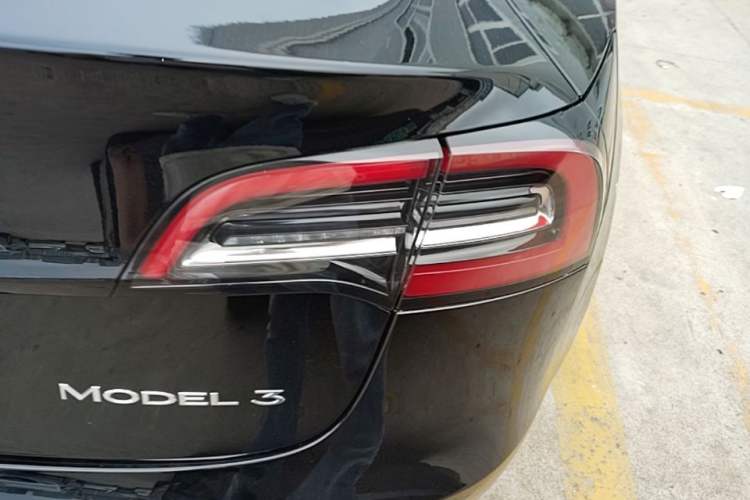 Used Tesla Model 3 2022 Rear-Wheel-Drive Version Right Rear Taillight