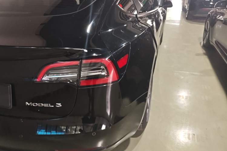 Used Tesla Model 3 2022 Rear-Wheel-Drive Version Right Rear Taillight