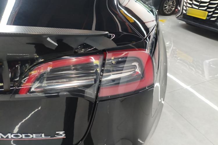 Used Tesla Model 3 2022 Performance High-Performance All-Wheel-Drive Version Right Rear Taillight