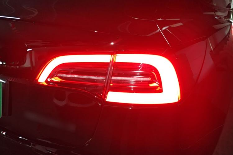 Used Tesla Model 3 2022 Rear-Wheel-Drive Version Right Rear Taillight