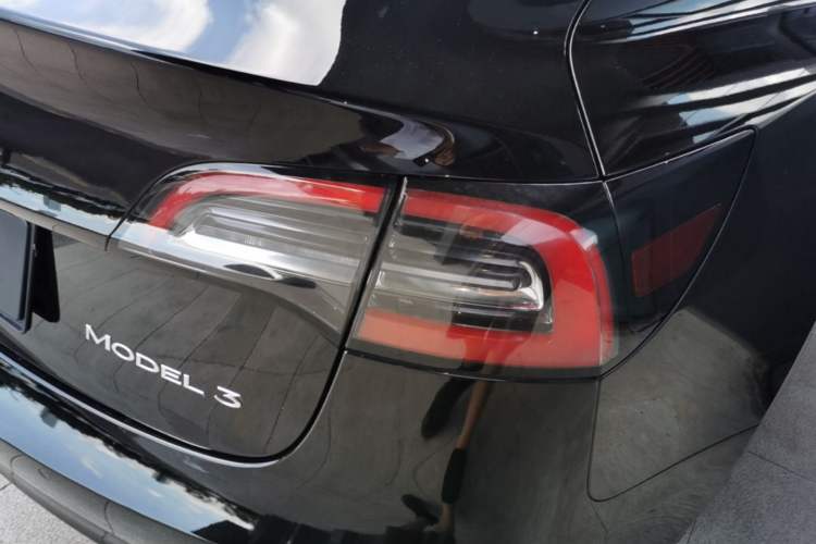 Used Tesla Model 3 2022 Rear-Wheel-Drive Version Right Rear Taillight