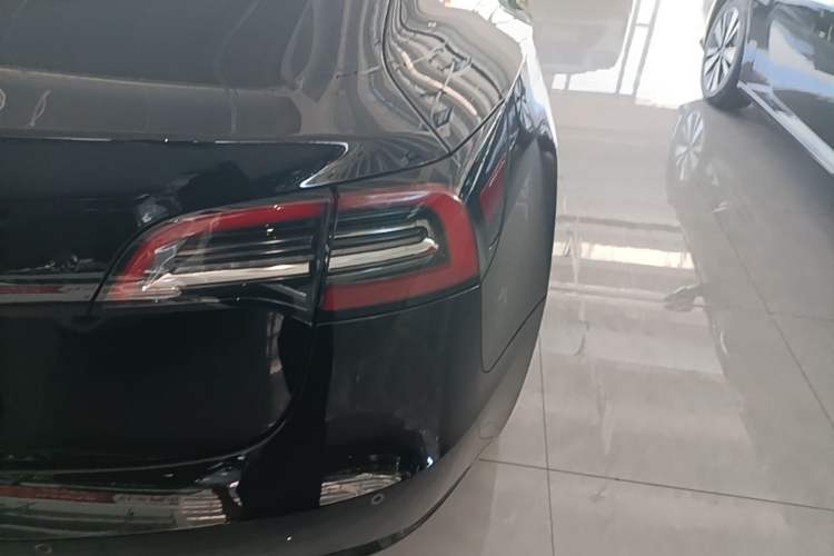 Used Tesla Model 3 2022 Rear-Wheel-Drive Version Right Rear Taillight
