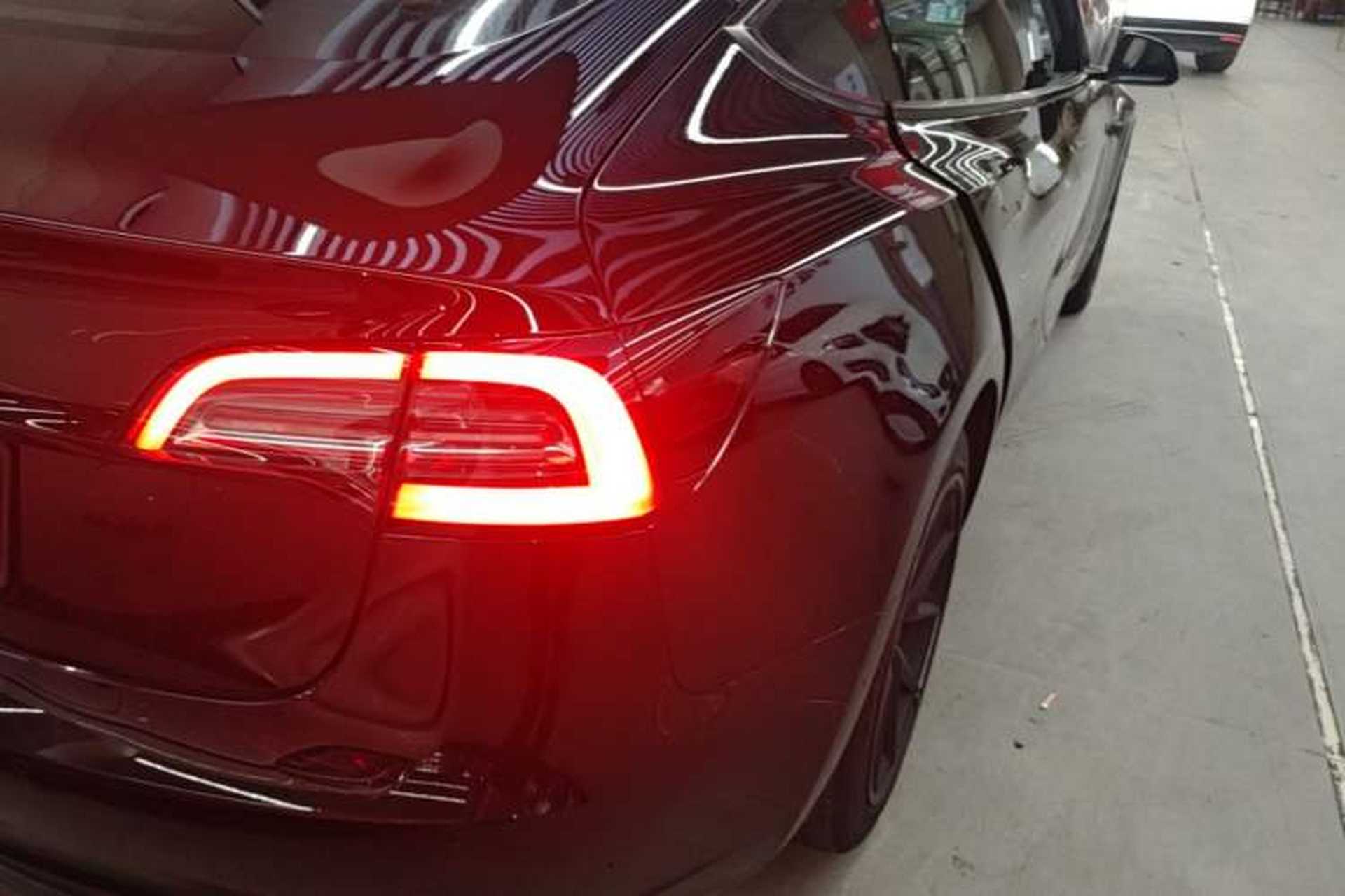 Used Tesla Model 3 2022 Rear-Wheel-Drive Version Right Rear Taillight