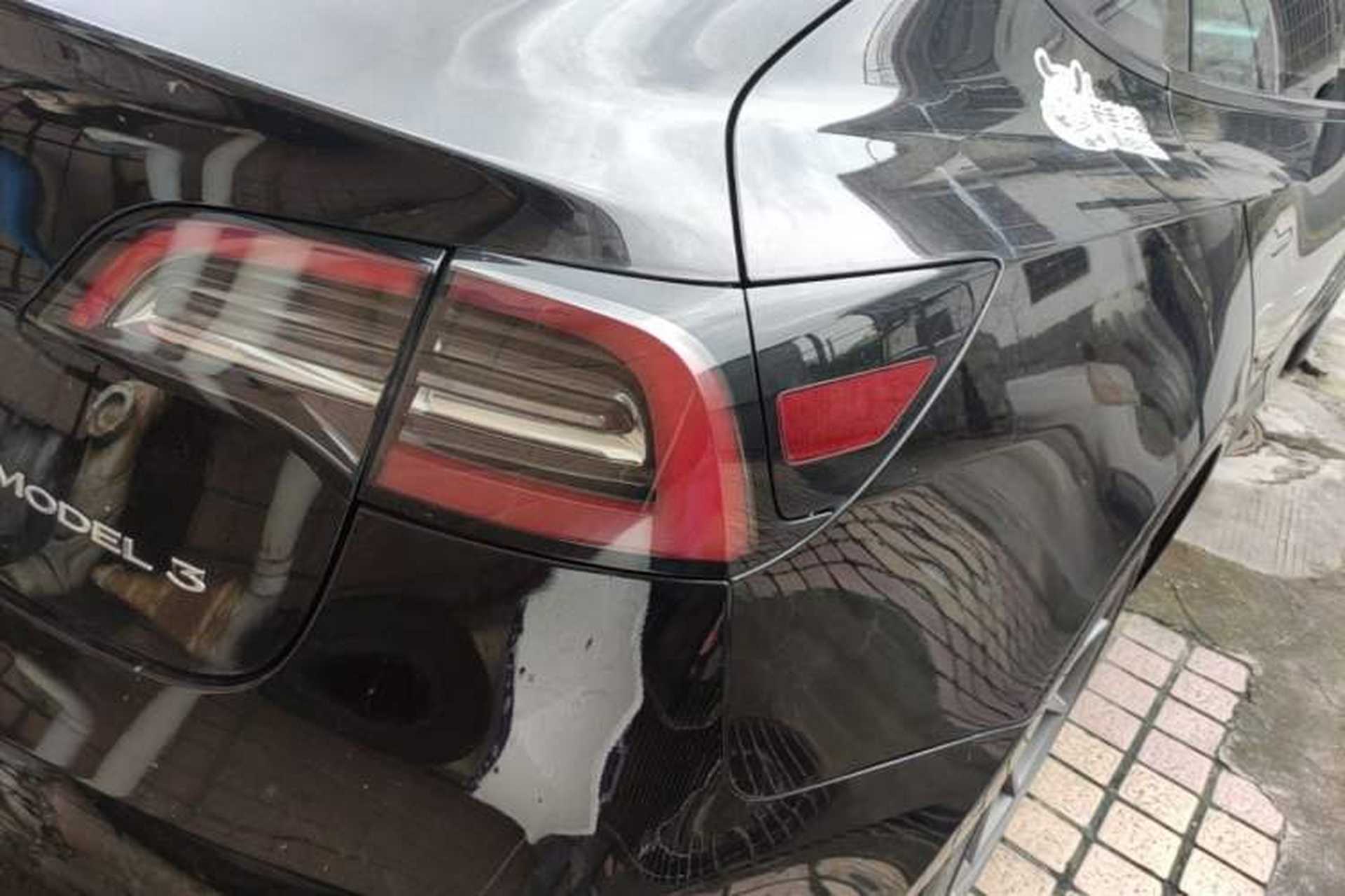 Used Tesla Model 3 2022 Rear-Wheel-Drive Version Right Rear Taillight