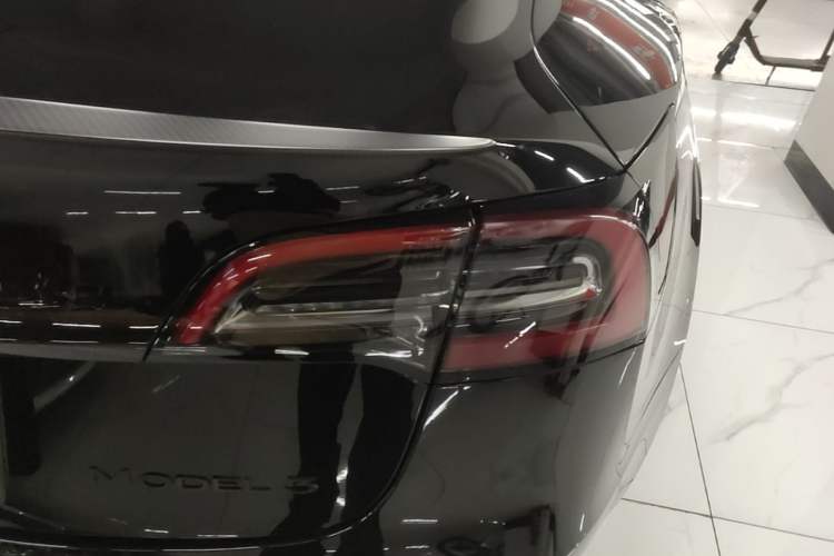Used Tesla Model 3 2022 Performance High-Performance All-Wheel-Drive Version Right Rear Taillight
