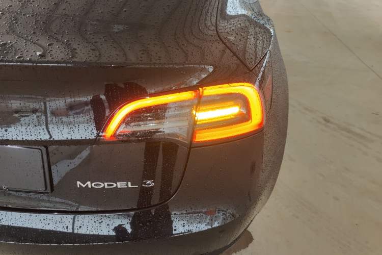 Used Tesla Model 3 2022 Rear-Wheel-Drive Version Right Rear Taillight