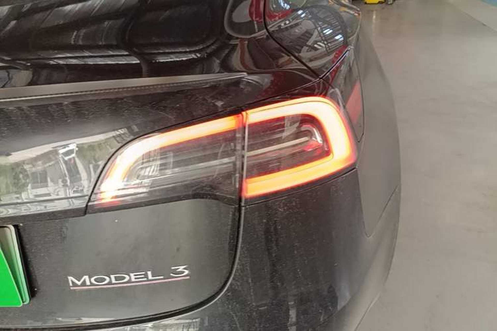 Used Tesla Model 3 2022 Performance High-Performance All-Wheel-Drive Version Right Rear Taillight