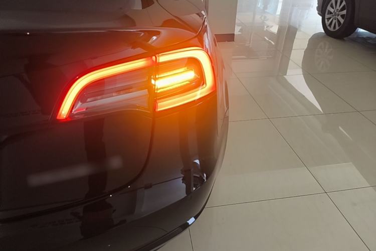 Used Tesla Model 3 2022 Rear-Wheel-Drive Version Right Rear Taillight