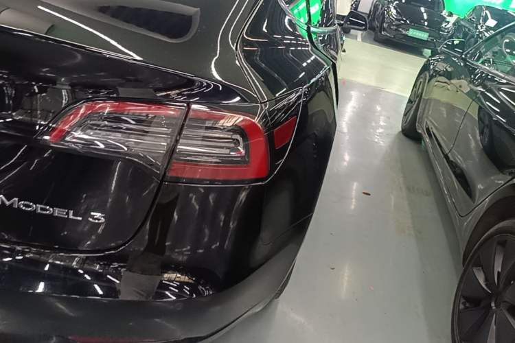 Used Tesla Model 3 2022 Rear-Wheel-Drive Version Right Rear Taillight