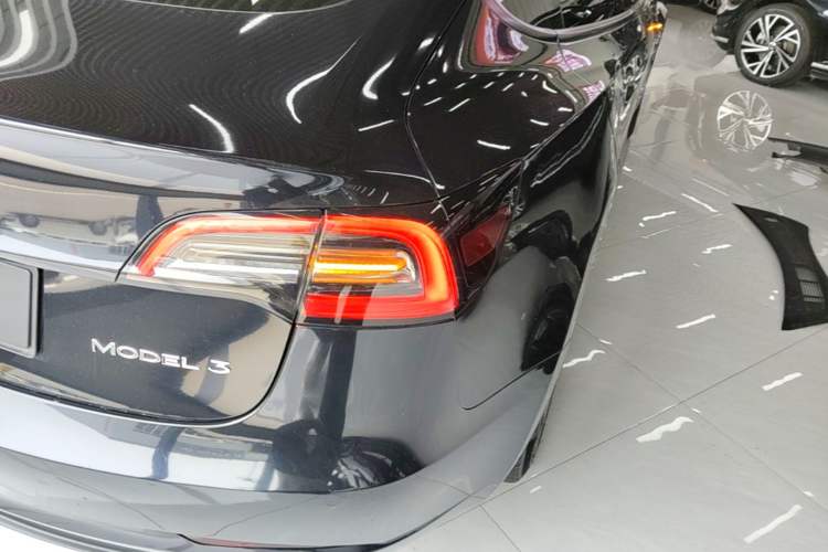 Used Tesla Model 3 2022 Rear-Wheel-Drive Version Right Rear Taillight