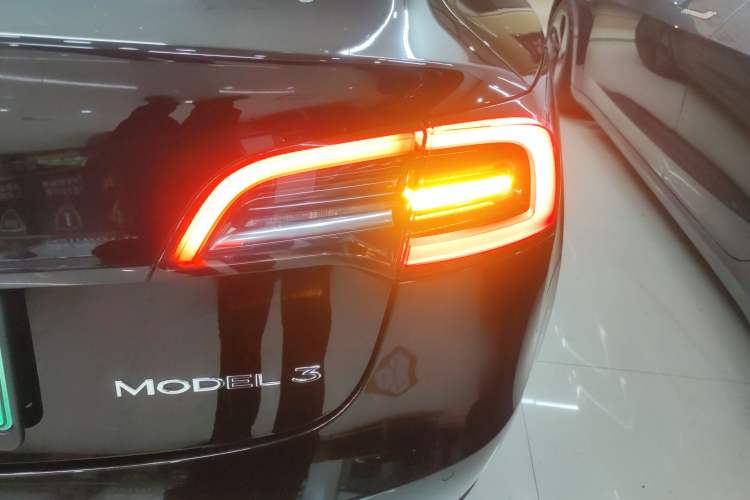 Used Tesla Model 3 2022 Rear-Wheel-Drive Version Right Rear Taillight